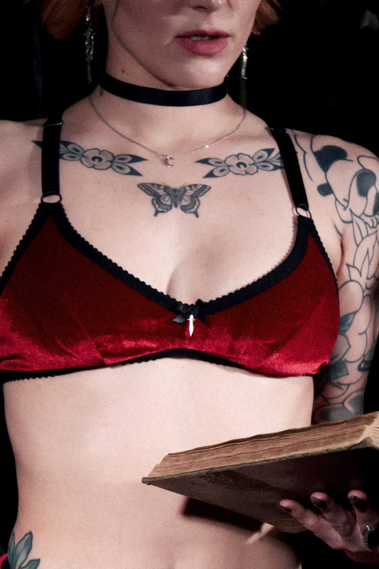 Jessica Bralette Red Velvet with Dagger