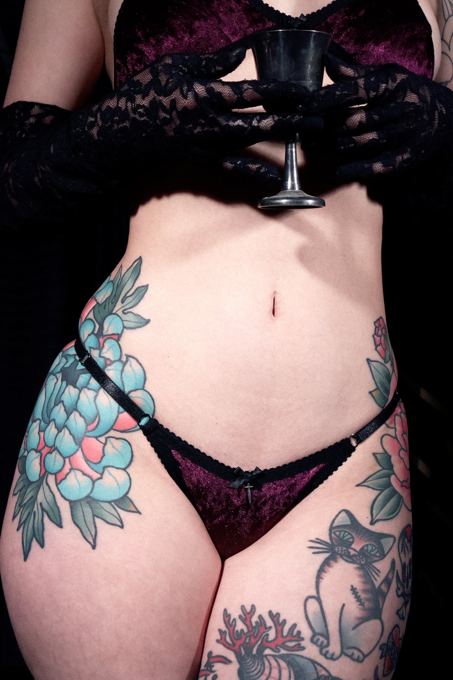 Etienne Thong Purple Velvet with Dagger