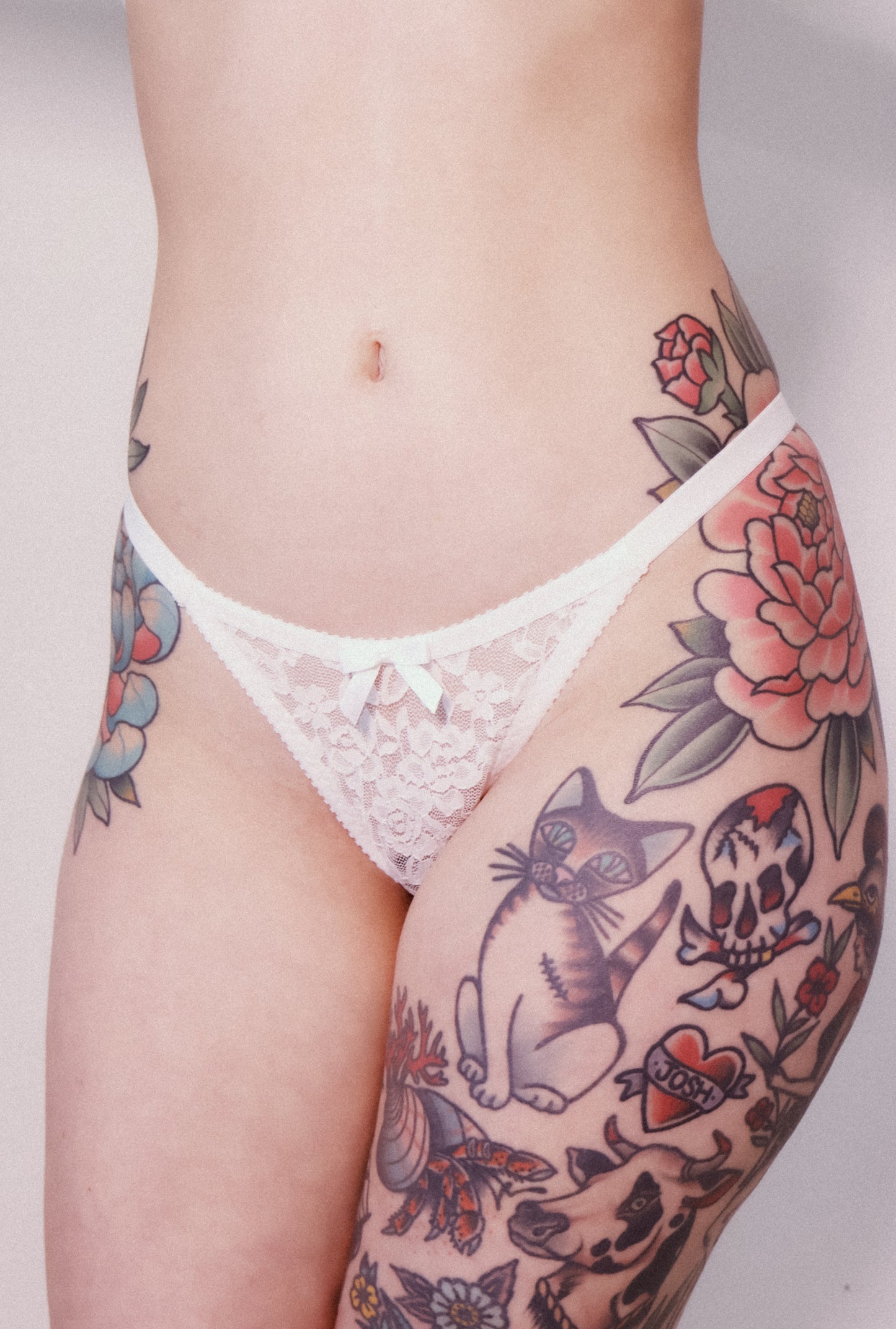 Etienne Thong White Resurrection Lace