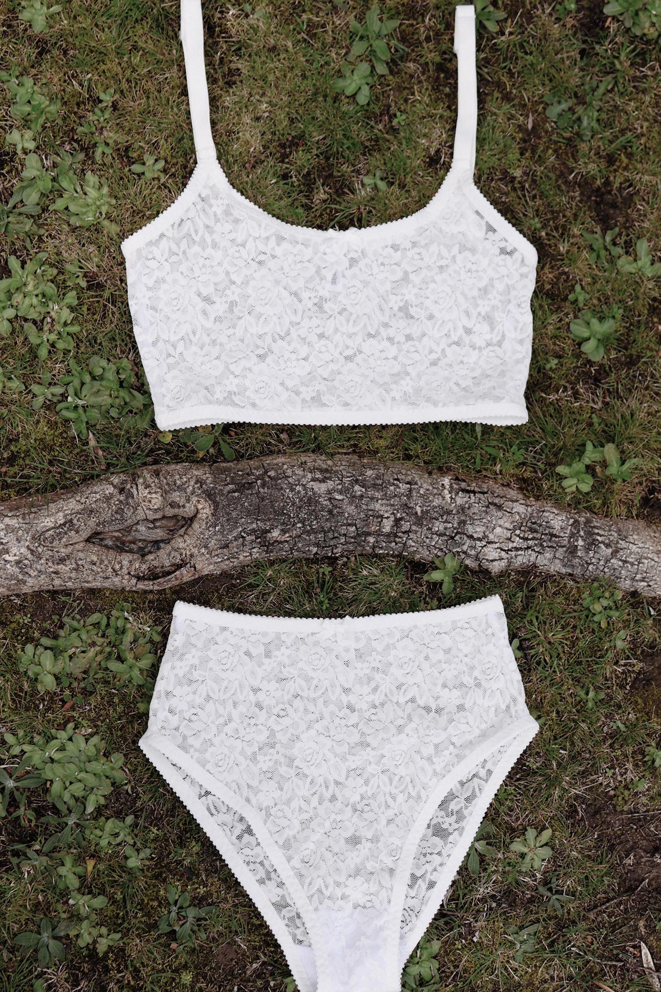 Nancy Cami White Resurrection Lace