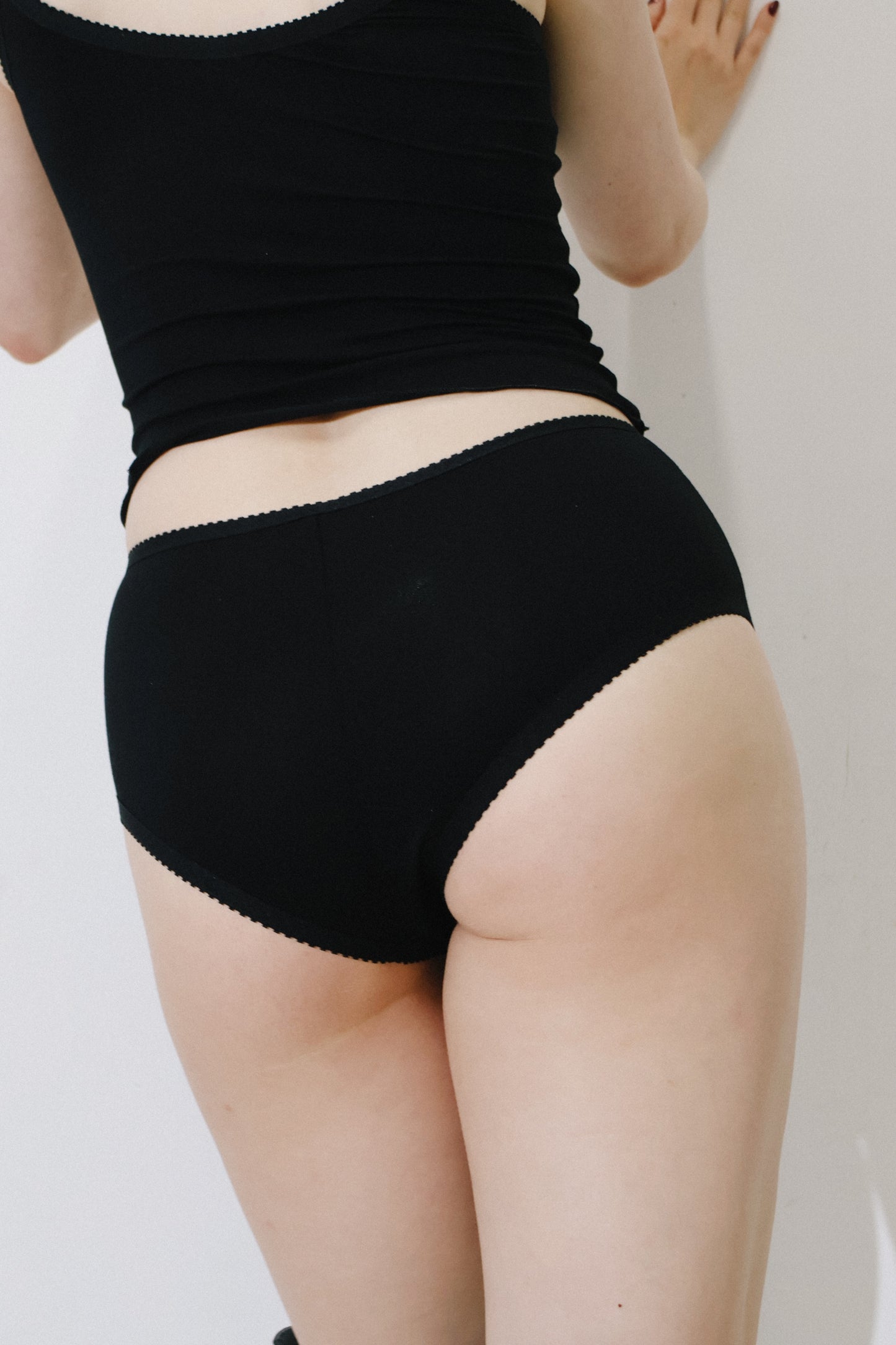 Janet Knickers Black Modal Jersey