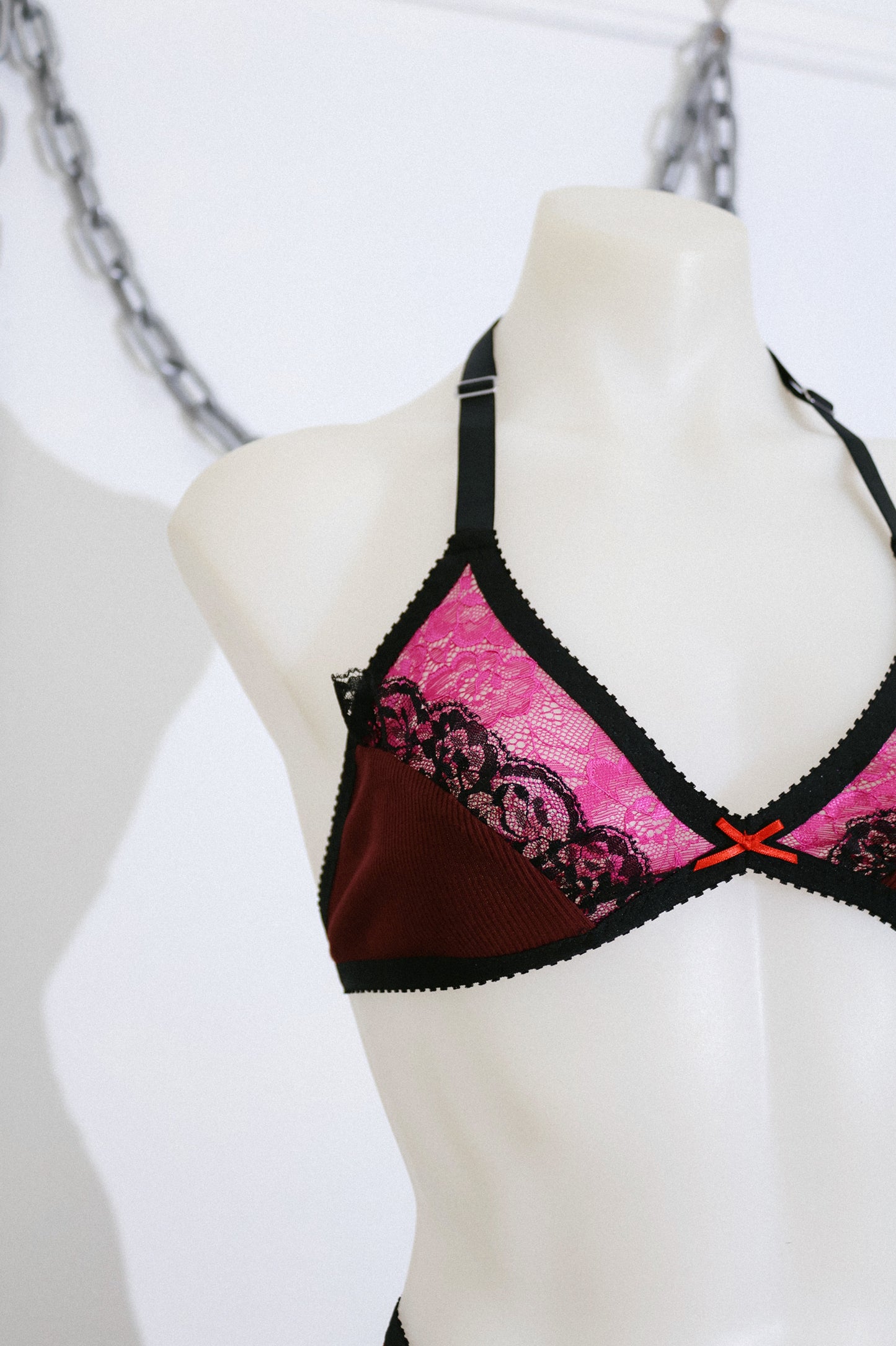 Daphnis Bralette Purple Rib and Pink Lace