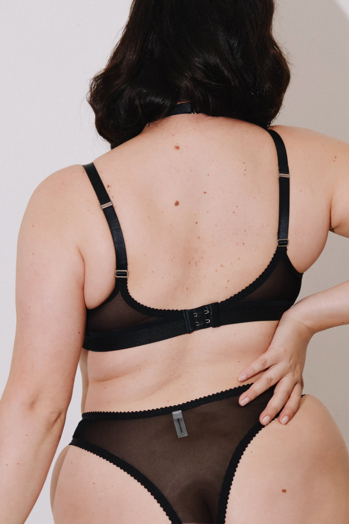 Sally Bralette Black Mesh