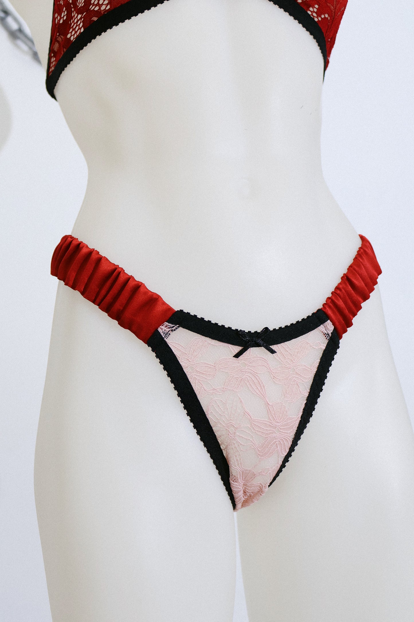 Scrunch Side Thong Pink Lace and Red Silk