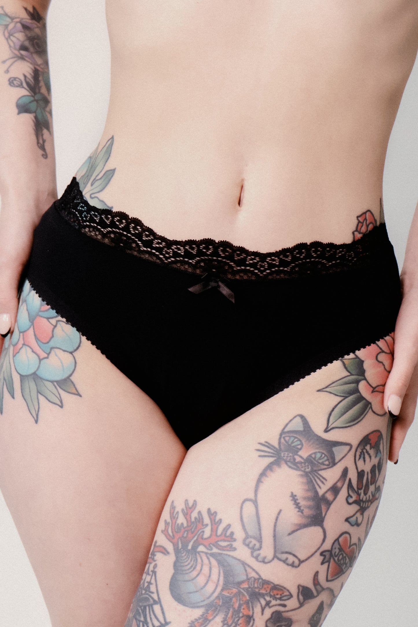 Sylvie Knickers Modal with Lace Trim